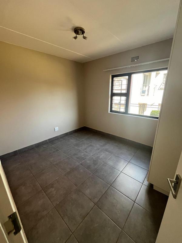 2 Bedroom Property for Sale in Grand Central Gauteng