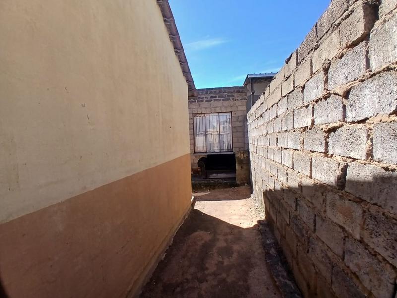 4 Bedroom Property for Sale in Olievenhoutbosch Gauteng