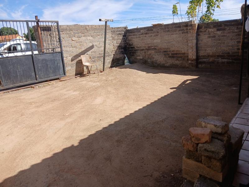 4 Bedroom Property for Sale in Olievenhoutbosch Gauteng
