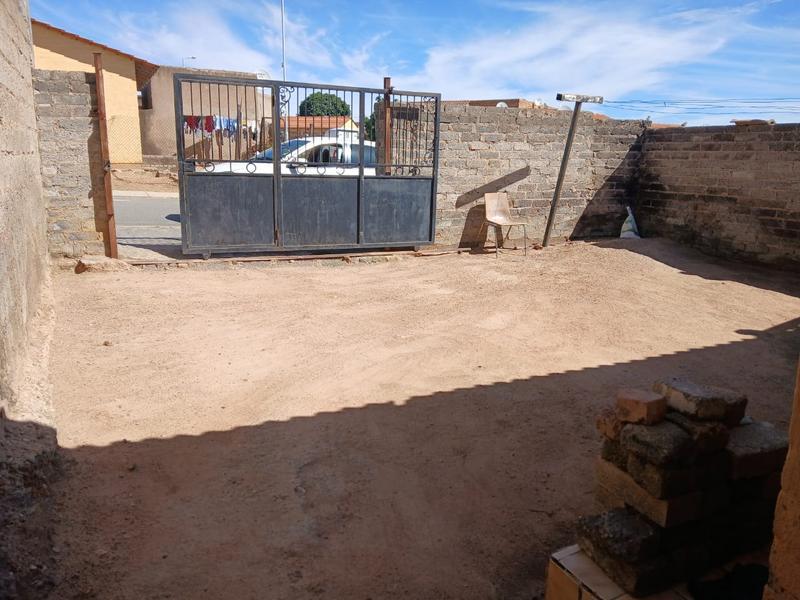 4 Bedroom Property for Sale in Olievenhoutbosch Gauteng