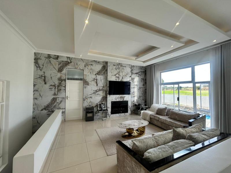 5 Bedroom Property for Sale in Blue Valley Golf Estate Gauteng