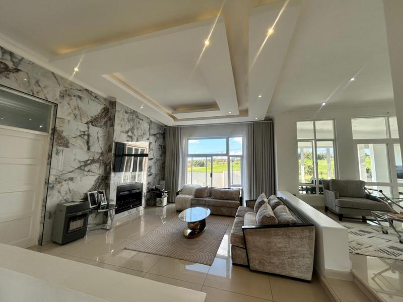 5 Bedroom Property for Sale in Blue Valley Golf Estate Gauteng