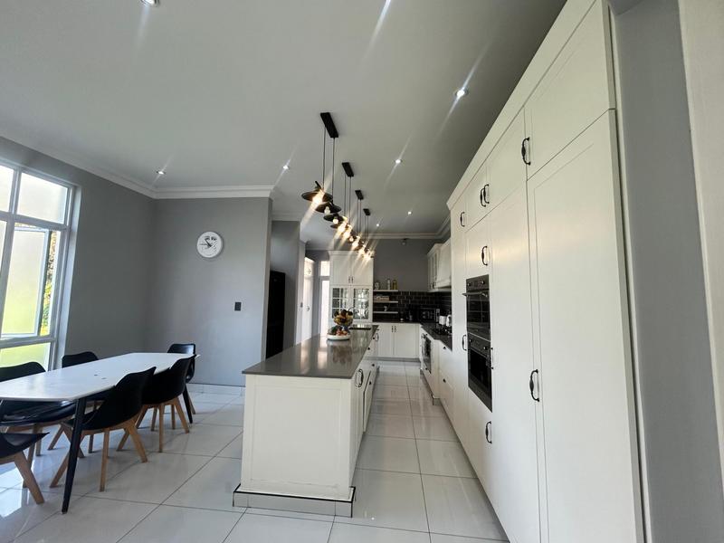 5 Bedroom Property for Sale in Blue Valley Golf Estate Gauteng