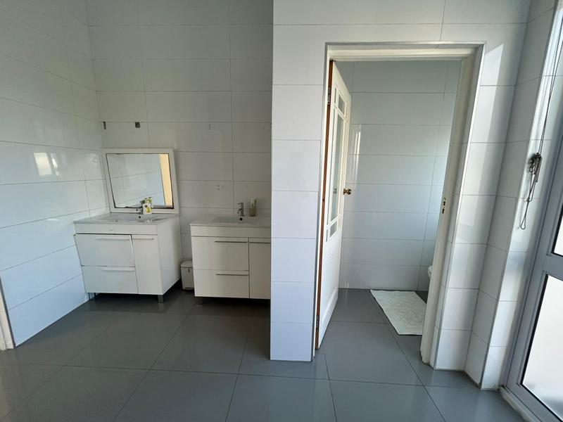 5 Bedroom Property for Sale in Blue Valley Golf Estate Gauteng