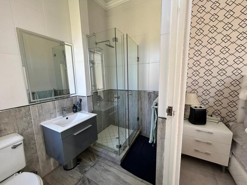 5 Bedroom Property for Sale in Blue Valley Golf Estate Gauteng