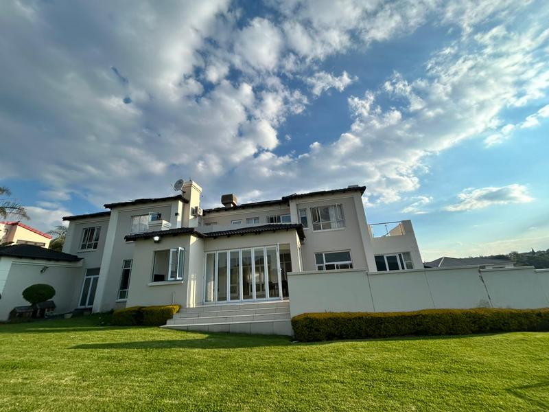 5 Bedroom Property for Sale in Blue Valley Golf Estate Gauteng