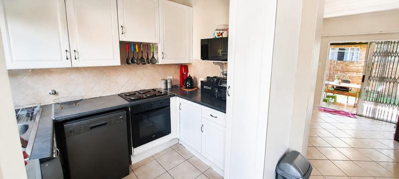 2 Bedroom Property for Sale in Highveld Gauteng