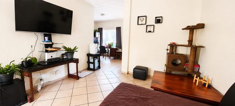 2 Bedroom Property for Sale in Highveld Gauteng