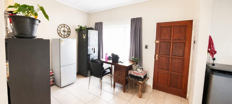 2 Bedroom Property for Sale in Highveld Gauteng