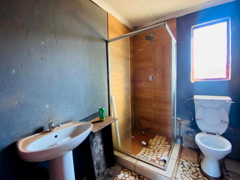 2 Bedroom Property for Sale in Protea Glen Gauteng