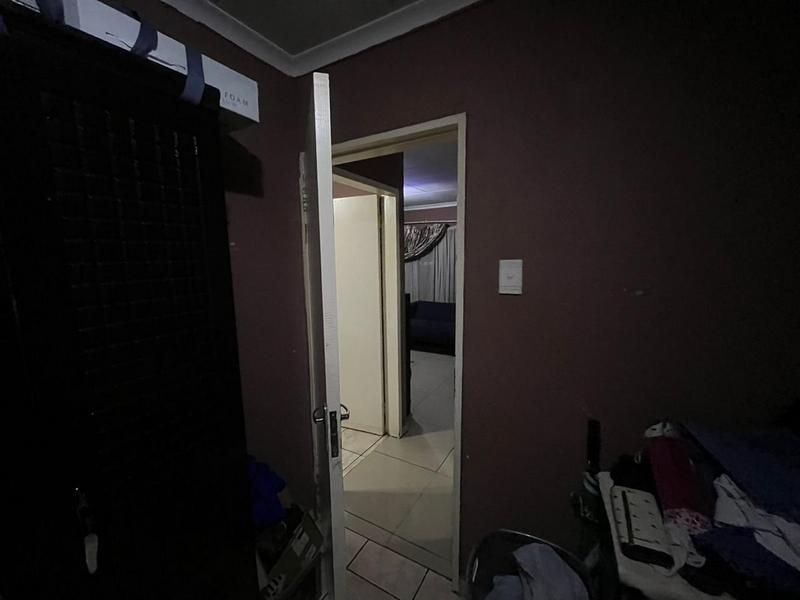To Let 2 Bedroom Property for Rent in Braamfischerville Gauteng