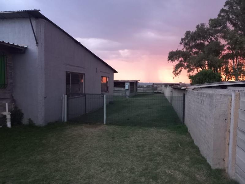 5 Bedroom Property for Sale in Helderstrome AH Gauteng
