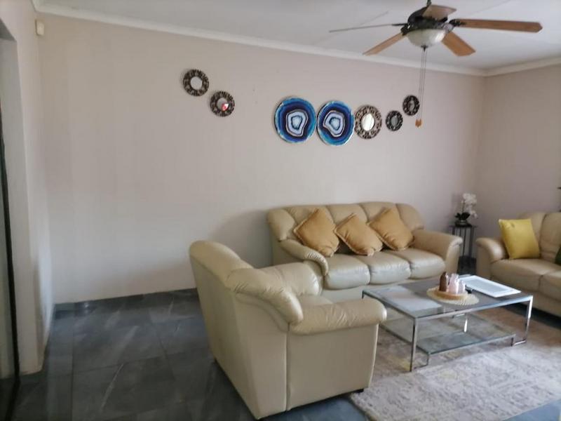 4 Bedroom Property for Sale in Dorandia Gauteng