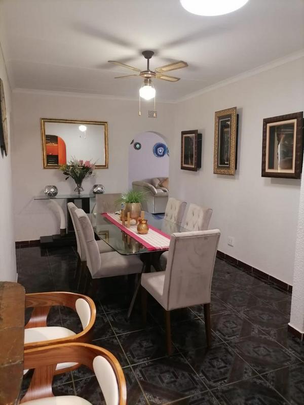 4 Bedroom Property for Sale in Dorandia Gauteng