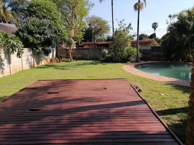 4 Bedroom Property for Sale in Dorandia Gauteng