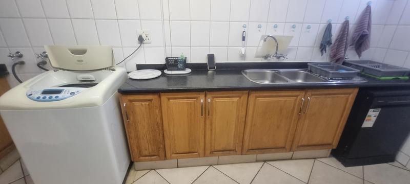5 Bedroom Property for Sale in Eldoraigne Gauteng
