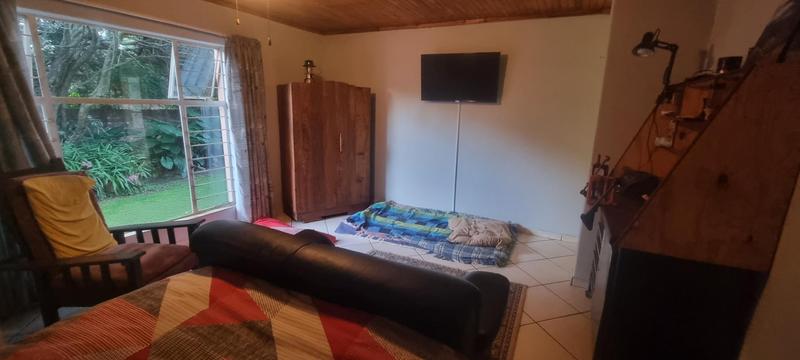 5 Bedroom Property for Sale in Eldoraigne Gauteng