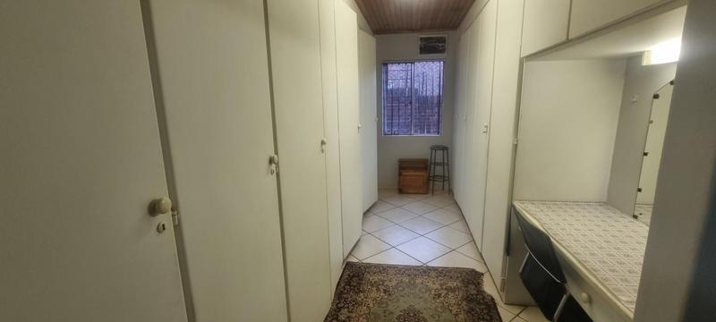 5 Bedroom Property for Sale in Eldoraigne Gauteng