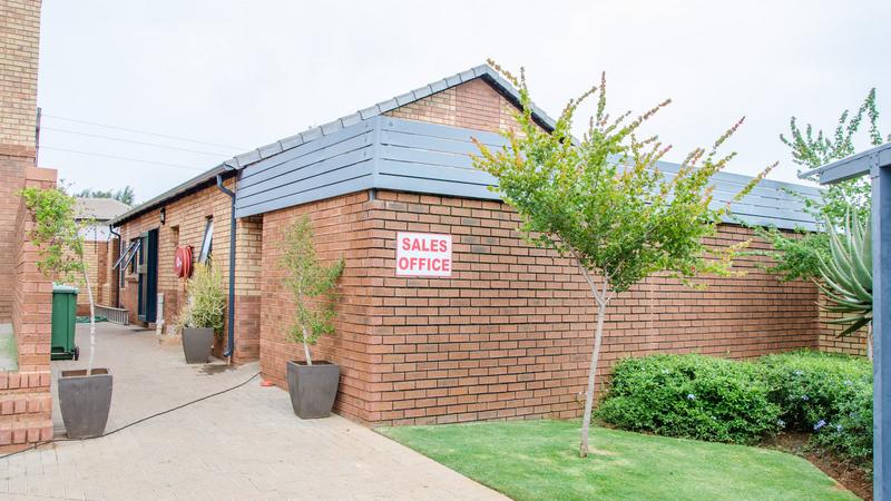 2 Bedroom Property for Sale in Boardwalk Gauteng