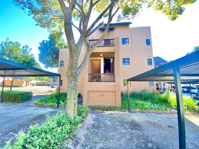 1 Bedroom Property for Sale in Pineslopes Gauteng