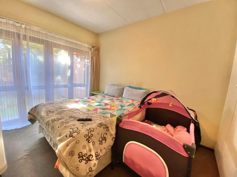 1 Bedroom Property for Sale in Pineslopes Gauteng