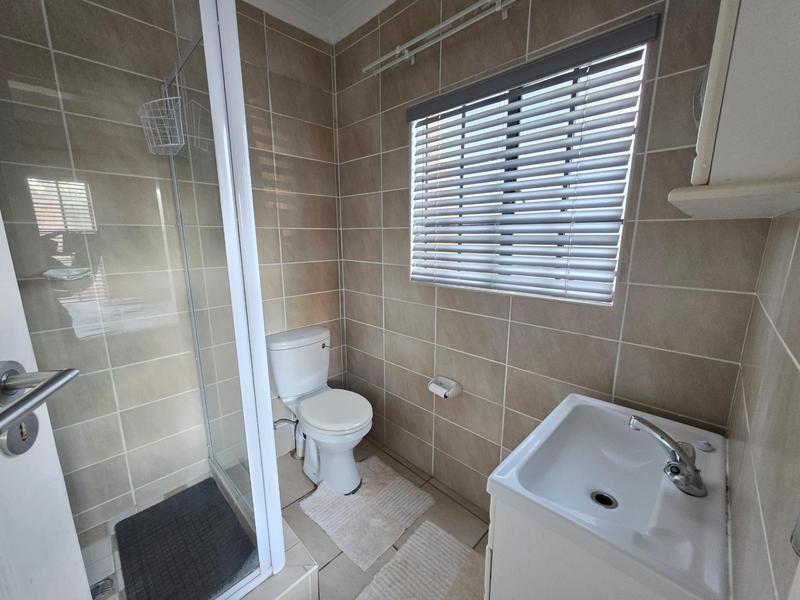 To Let 2 Bedroom Property for Rent in Golf Park Gauteng