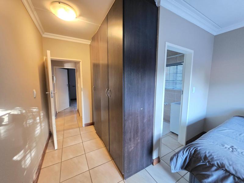 To Let 2 Bedroom Property for Rent in Golf Park Gauteng