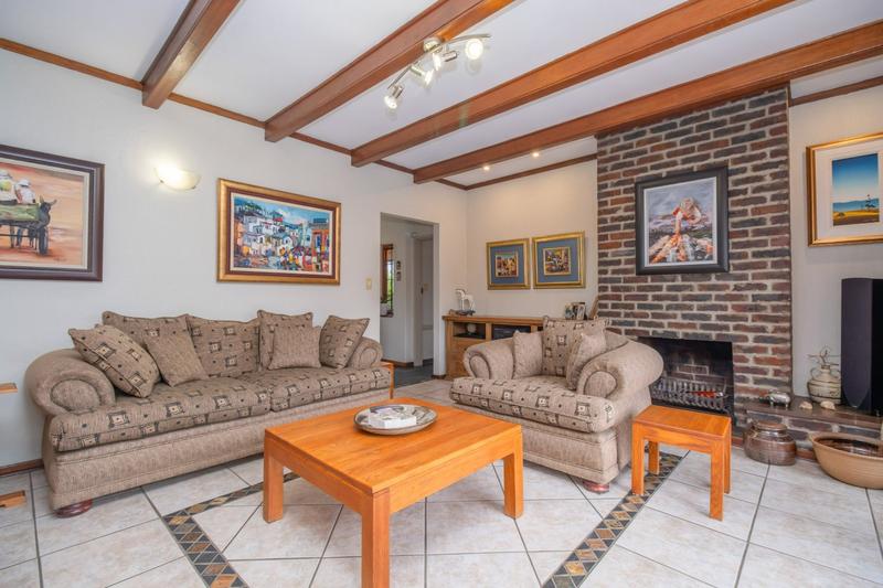 4 Bedroom Property for Sale in Wilro Park Gauteng