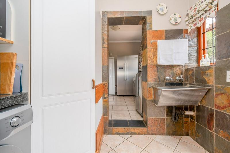4 Bedroom Property for Sale in Wilro Park Gauteng