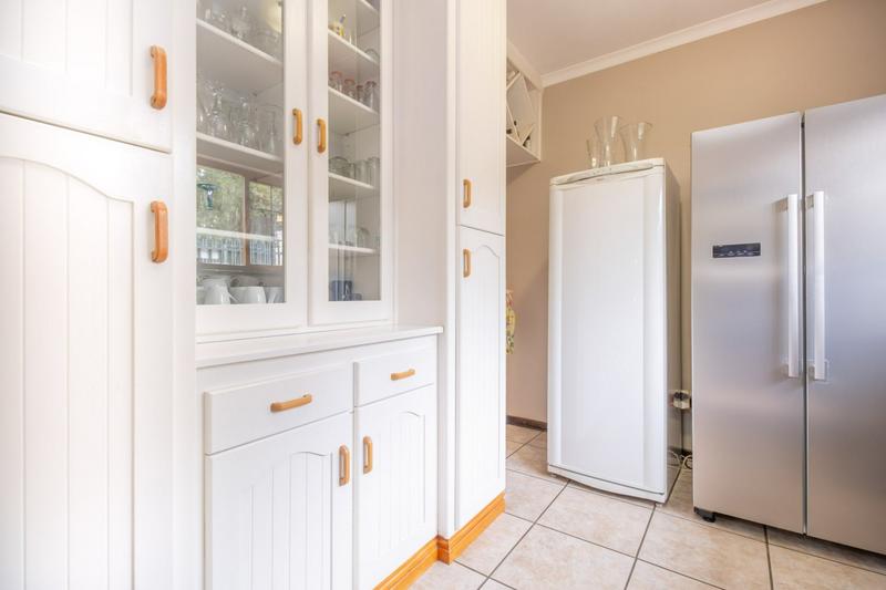 4 Bedroom Property for Sale in Wilro Park Gauteng