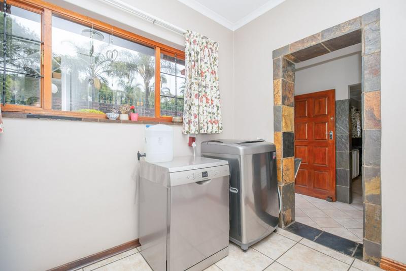 4 Bedroom Property for Sale in Wilro Park Gauteng