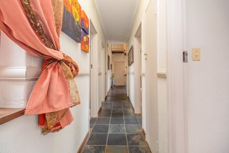4 Bedroom Property for Sale in Wilro Park Gauteng