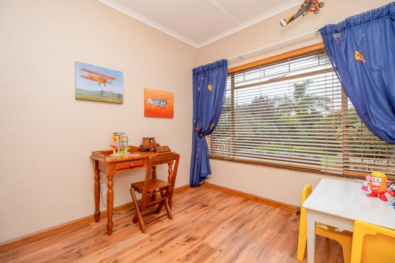 4 Bedroom Property for Sale in Wilro Park Gauteng