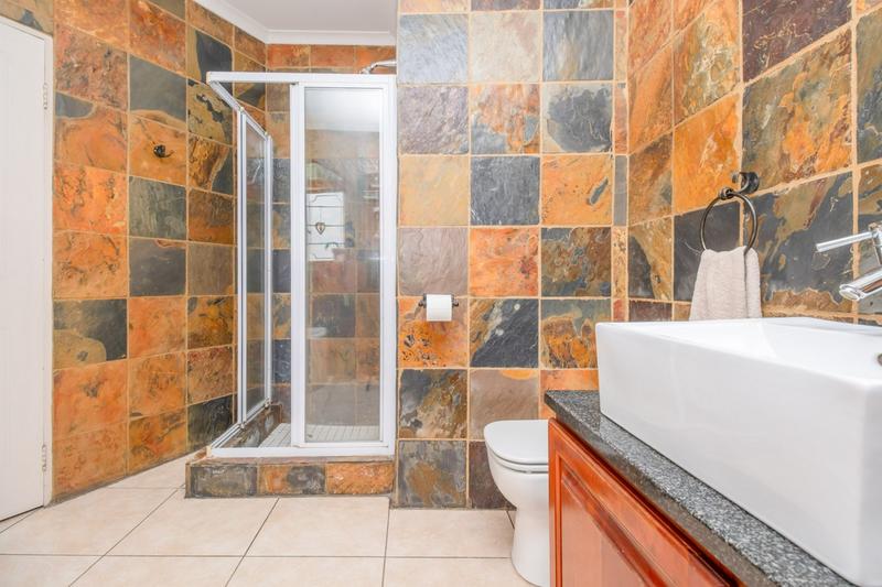 4 Bedroom Property for Sale in Wilro Park Gauteng