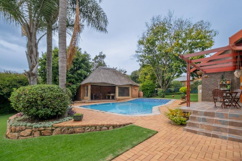 4 Bedroom Property for Sale in Wilro Park Gauteng