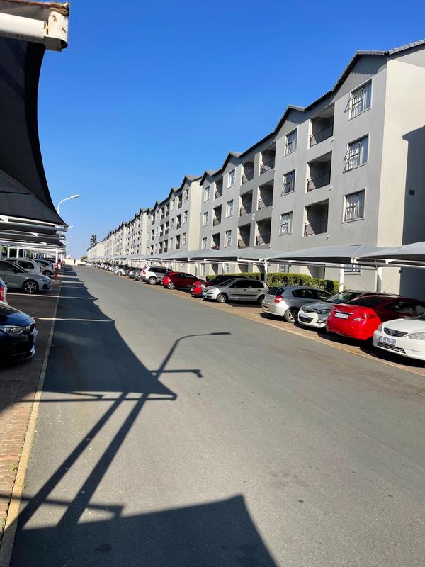 2 Bedroom Property for Sale in Carlswald Gauteng