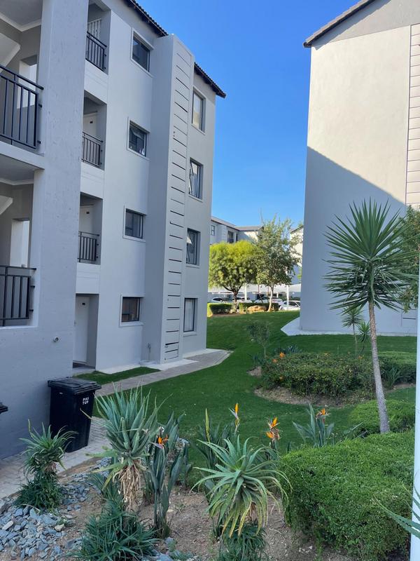 2 Bedroom Property for Sale in Carlswald Gauteng