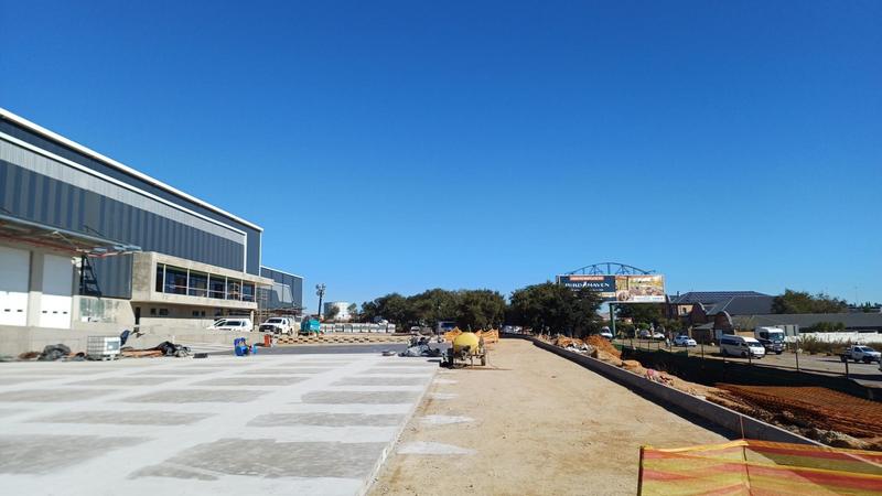 To Let Commercial Property for Rent in Louwlardia Gauteng