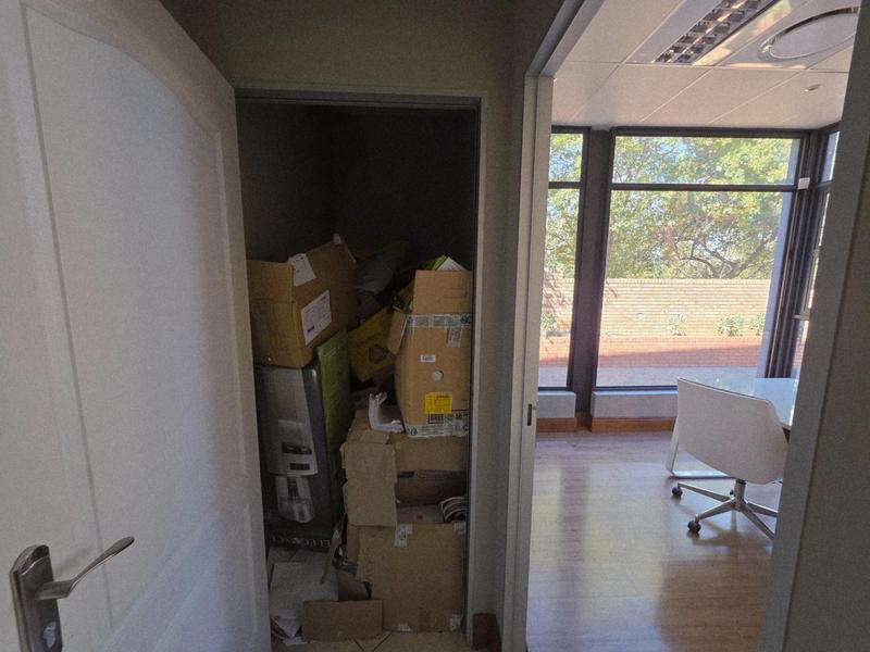 Commercial Property for Sale in Die Hoewes Gauteng