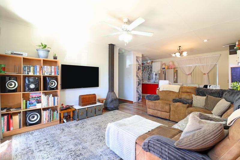 2 Bedroom Property for Sale in Roodekrans Gauteng