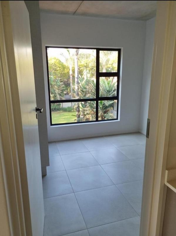 To Let 3 Bedroom Property for Rent in Waverley Gauteng