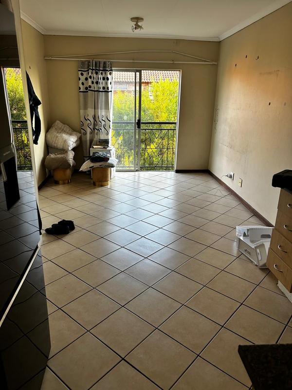 1 Bedroom Property for Sale in Wonderpark Estate Gauteng