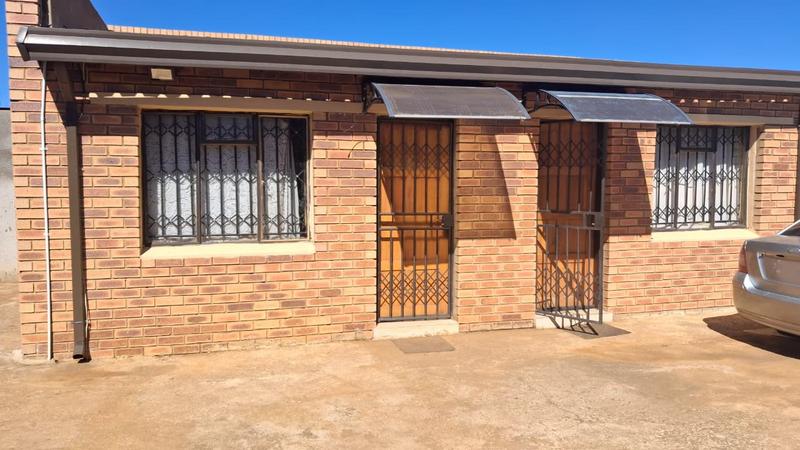 8 Bedroom Property for Sale in Buhle Park Gauteng