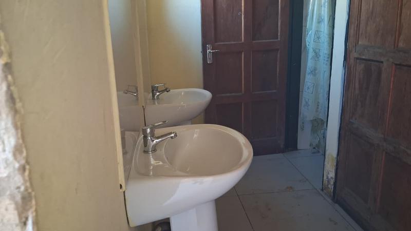 8 Bedroom Property for Sale in Buhle Park Gauteng