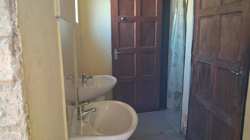 8 Bedroom Property for Sale in Buhle Park Gauteng