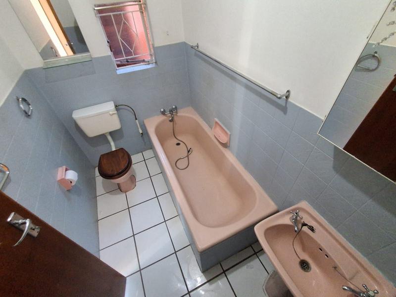 3 Bedroom Property for Sale in Brackenhurst Gauteng