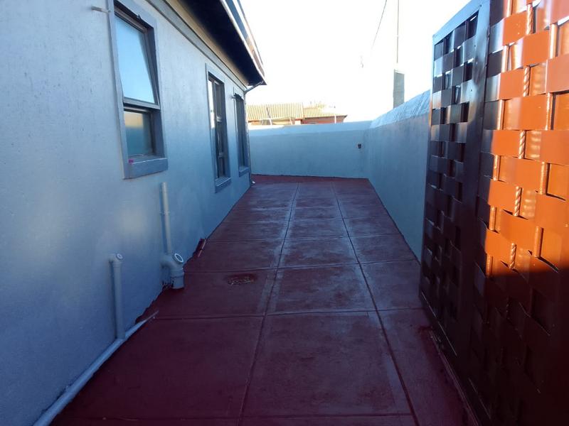 3 Bedroom Property for Sale in Windmill Park Gauteng