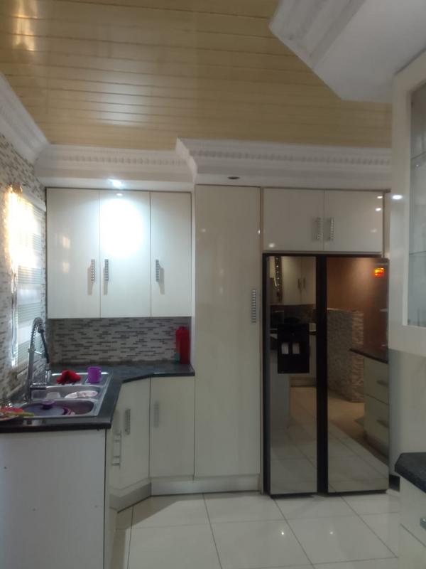 3 Bedroom Property for Sale in Windmill Park Gauteng