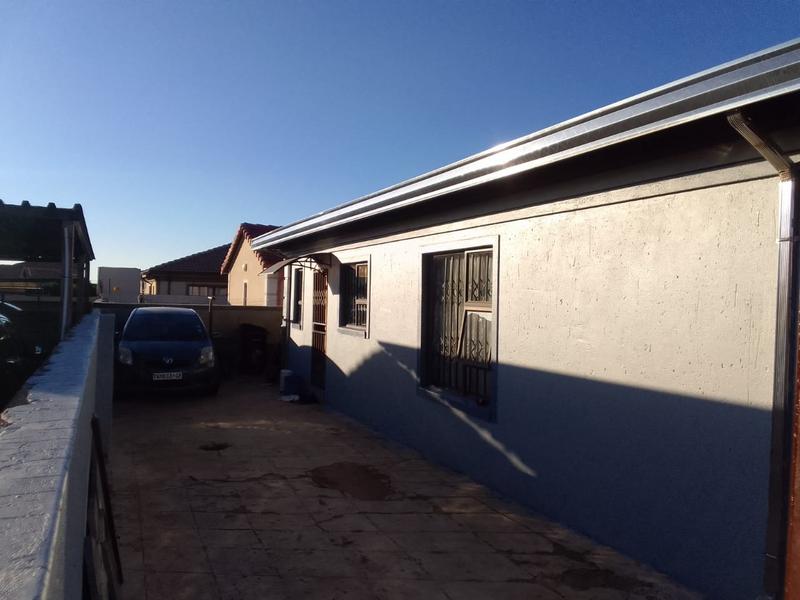 3 Bedroom Property for Sale in Windmill Park Gauteng