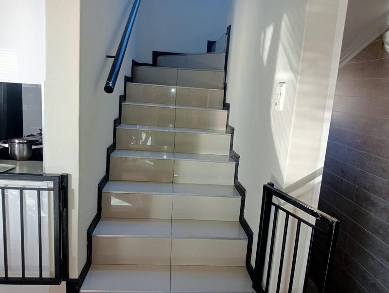 4 Bedroom Property for Sale in Bassonia Gauteng